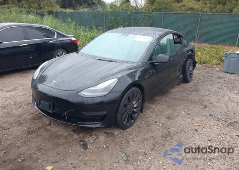 2021 Tesla Model 3 Performance Dual Motor All-Wheel Drive z USA, uszkodzony, nr VIN 5YJ3E1ECXMF914237